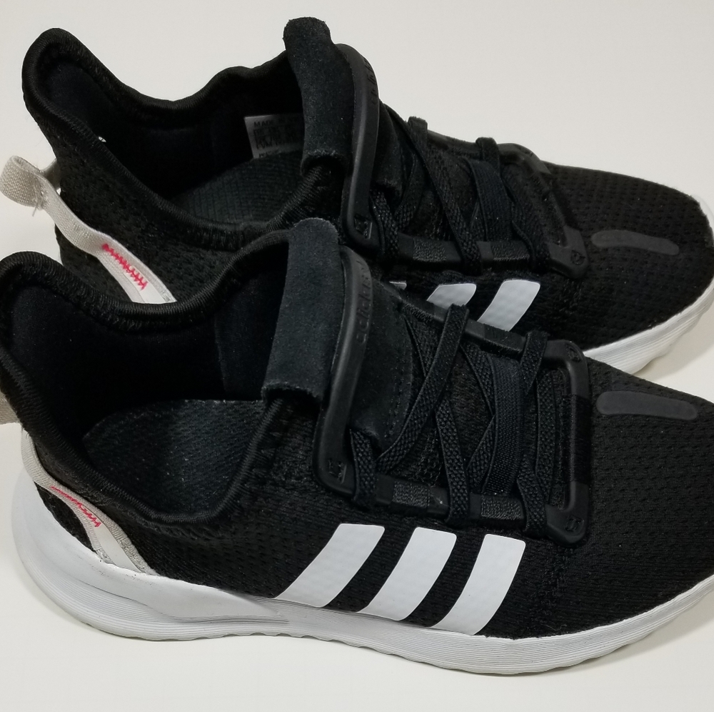 Girls sneakers